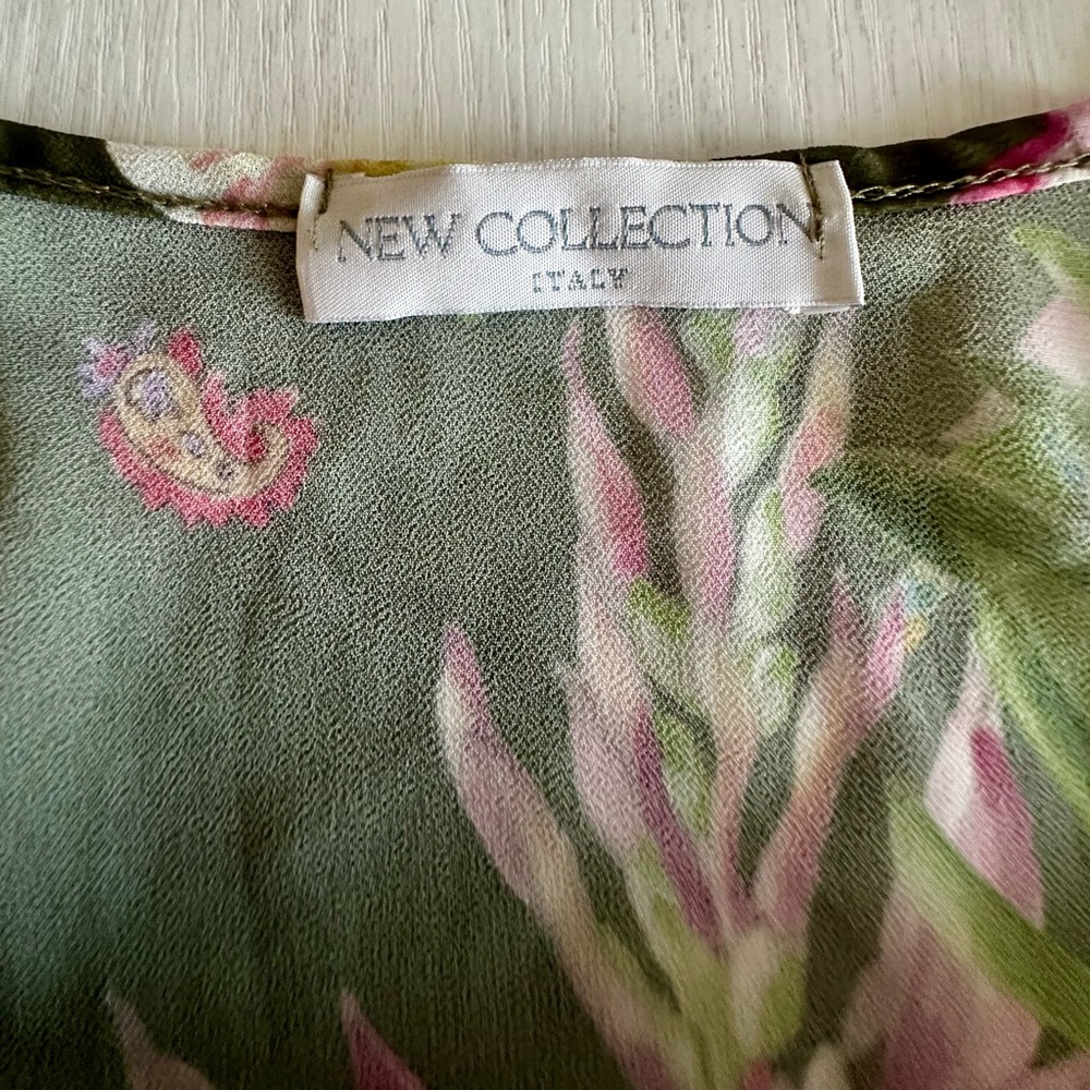 Floral Wrap Dress with Ruffled Sleeves - size M - Picture 4 of 6